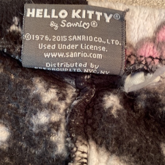 Hello Kitty - fluffy  holiday pajama pants. Size L (girls) - Picture 5 of 9
